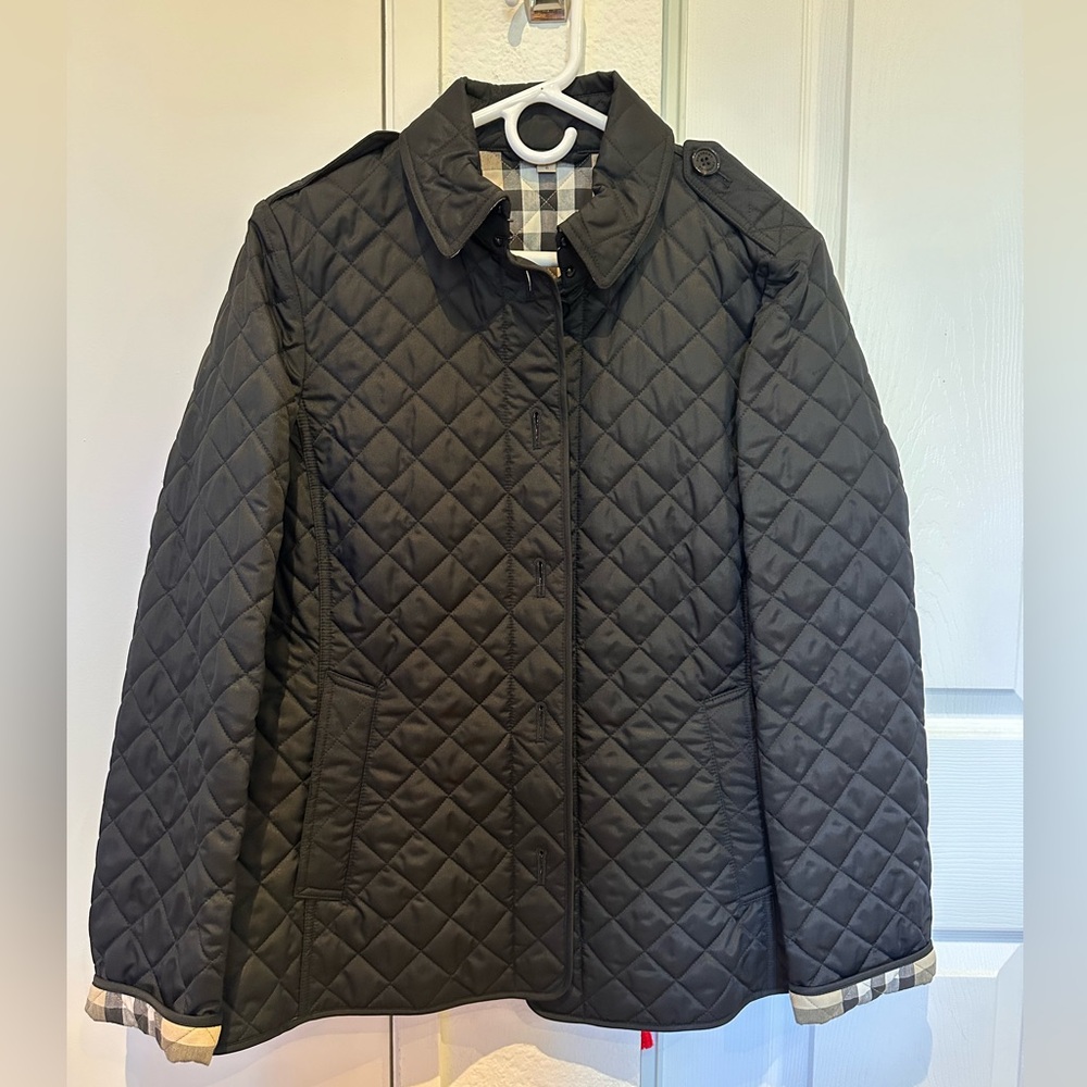 Authentic black Burberry quilted jacket